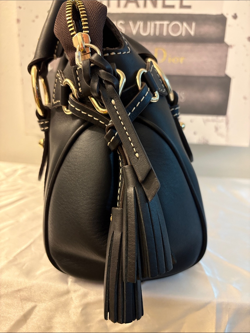 Dooney & Bourke Penrose satchel 30 with pocket - Picture 5 of 12